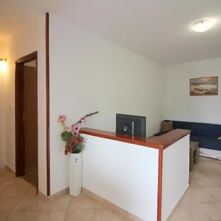 Apartment Ferienwohnung In Mit Grill, Terrasse Und Garten *